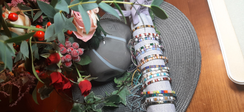 Verkoop kralen sieraden - fantasie juwelen 