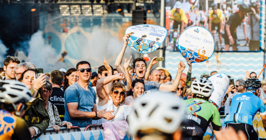 1000 km supporters